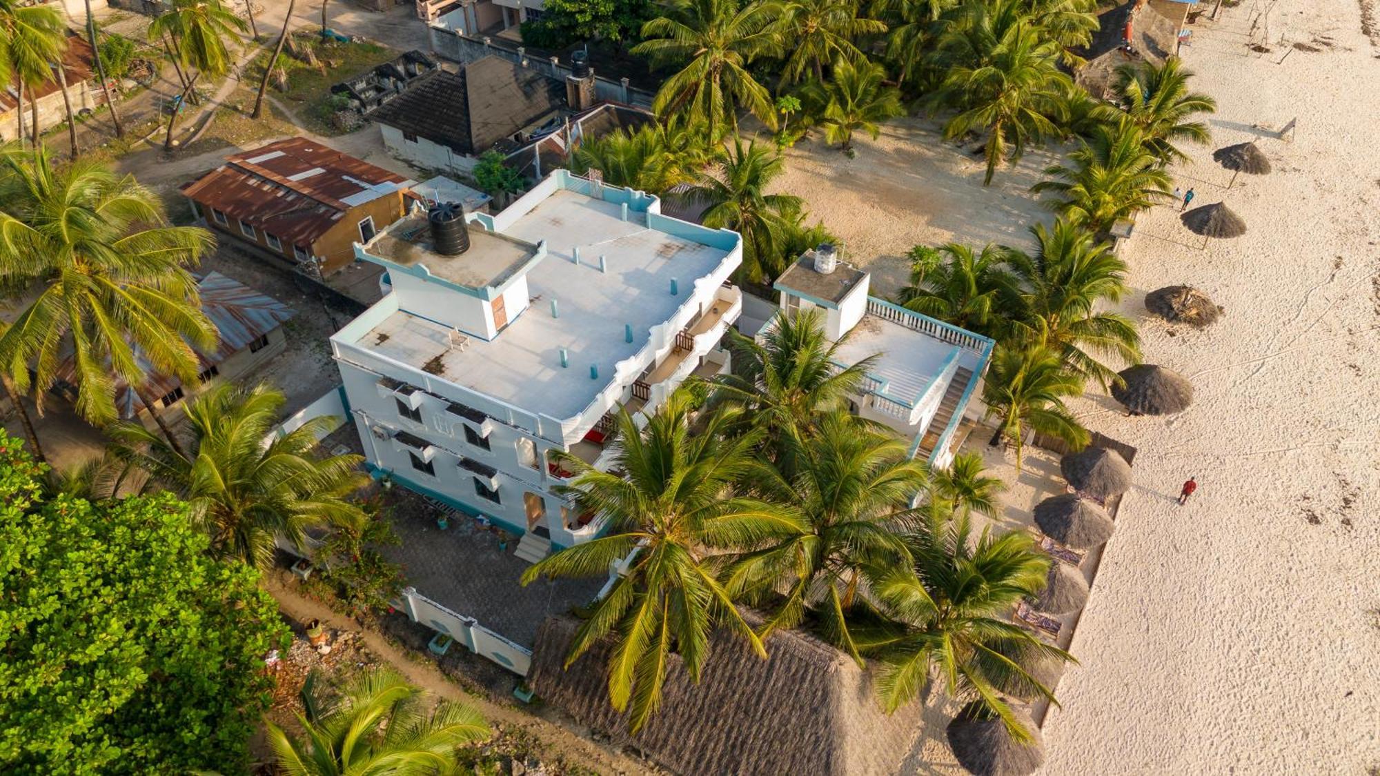 Sands Inn Hotel Pwani Mchangani Bagian luar foto